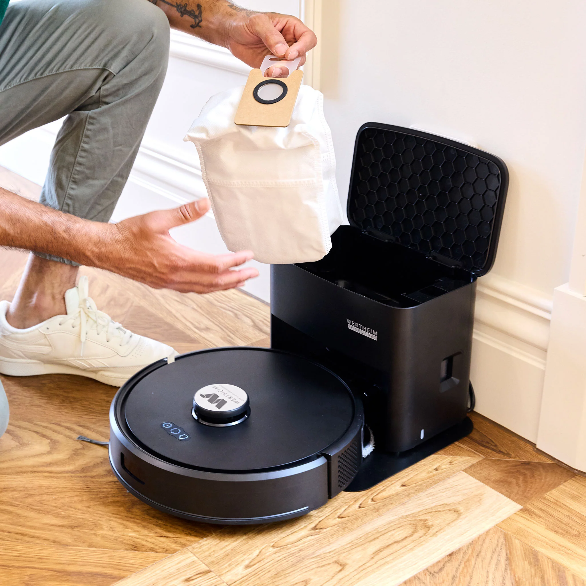 Wertheim SpinBot Pro Robot Vacuum Cleaner with Auto Empty Station - Image 6